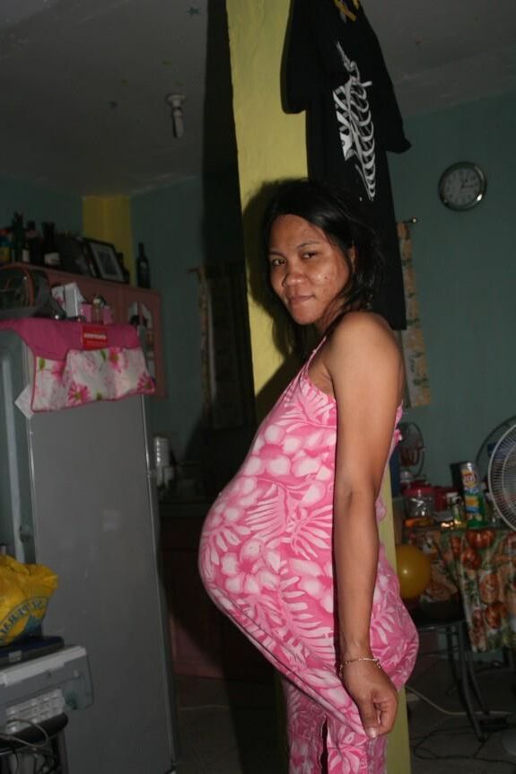 Pregnant Filipinas