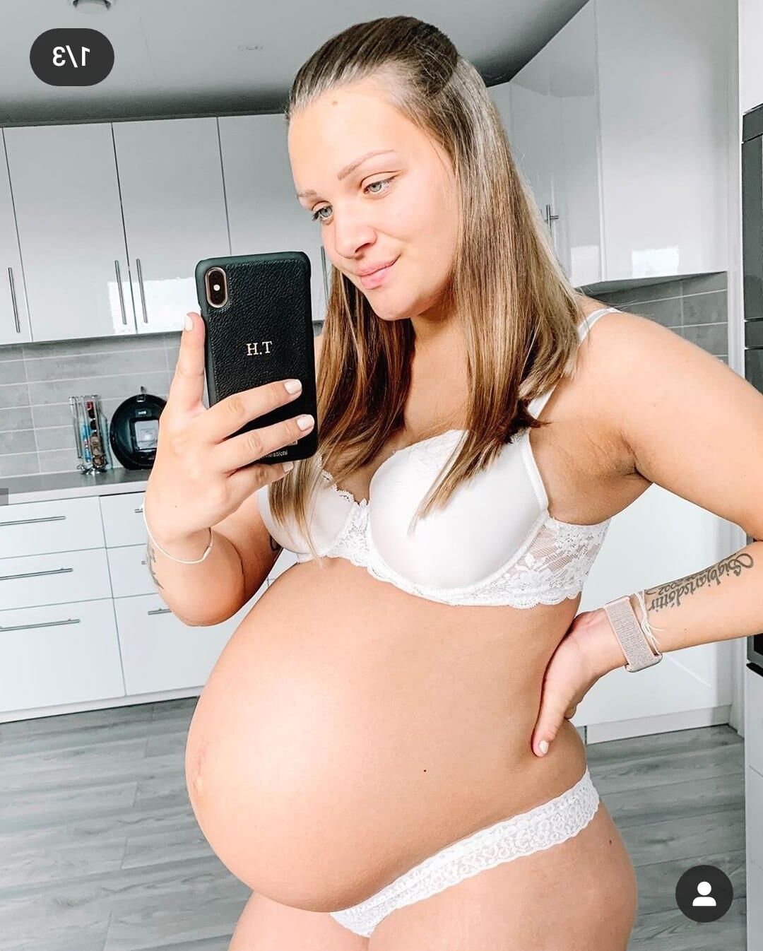 Pregnant Woman 58