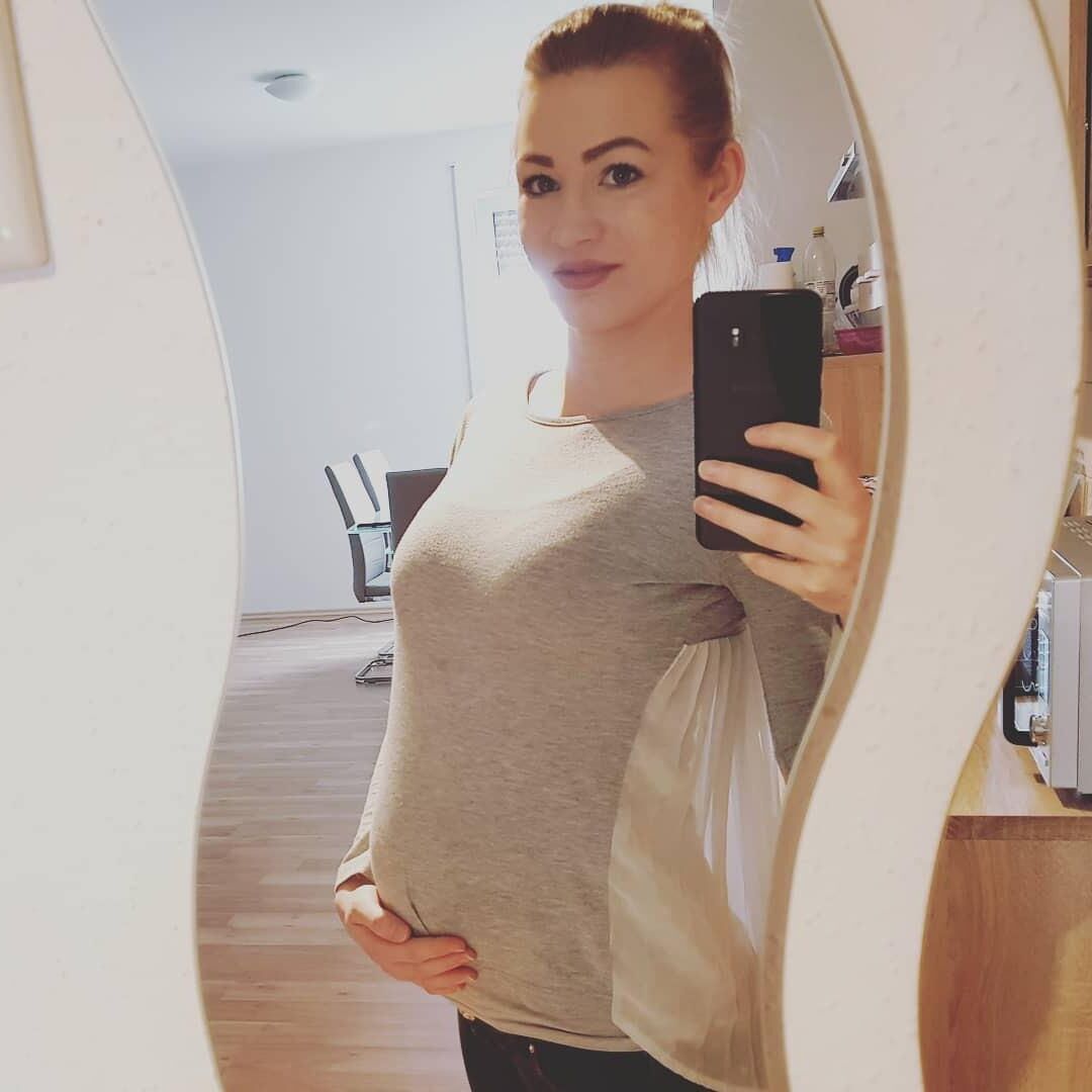 Preggo German