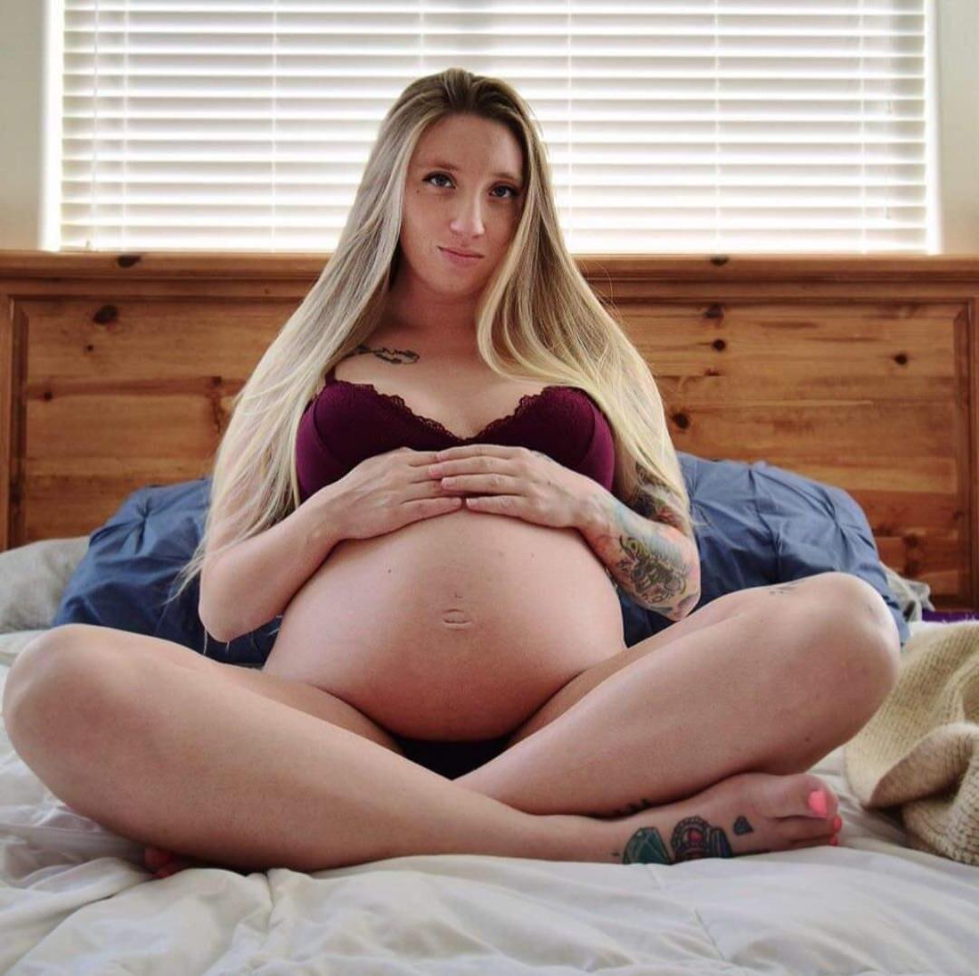 Pregnant Woman 71