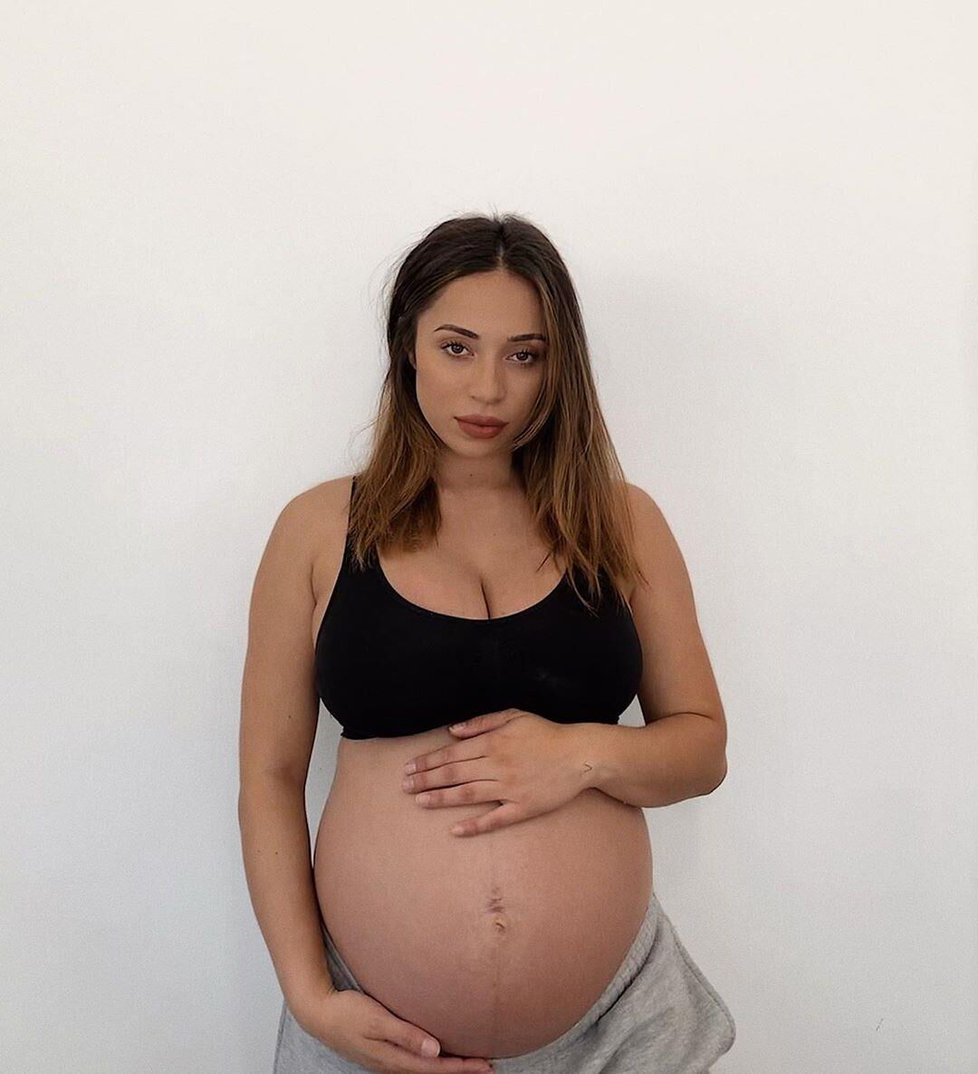 Pregnant 16