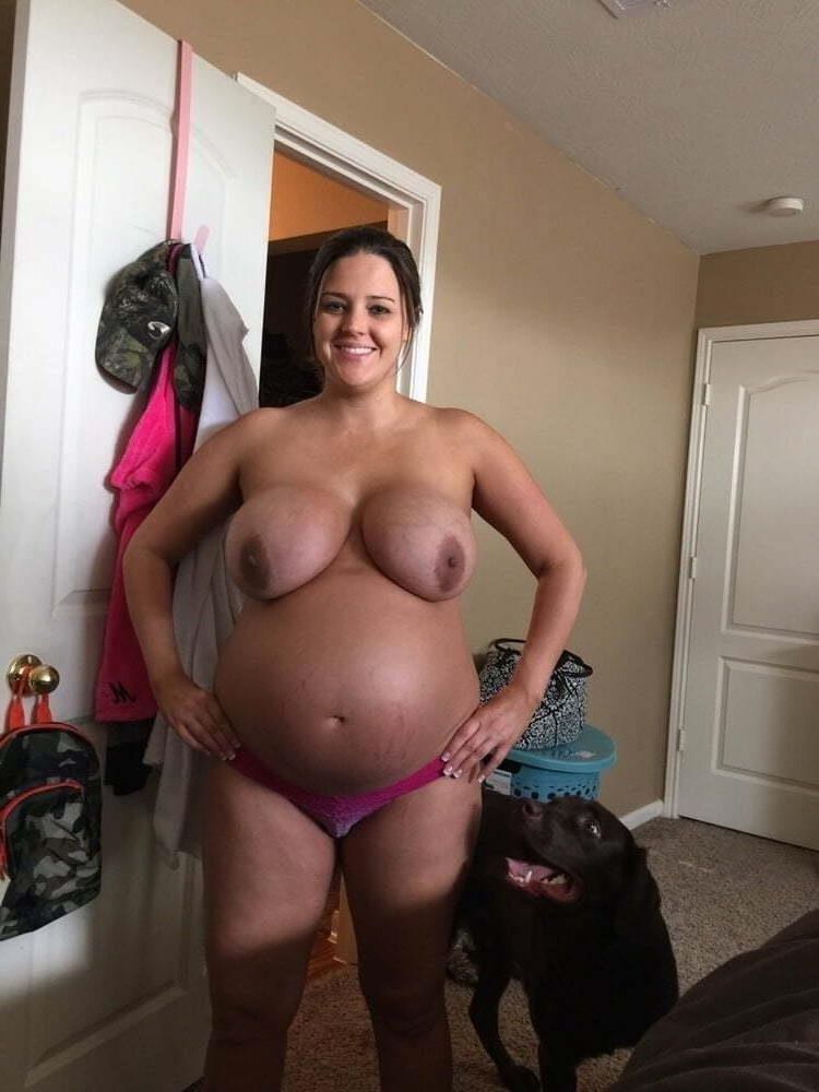 Hot preggo 17