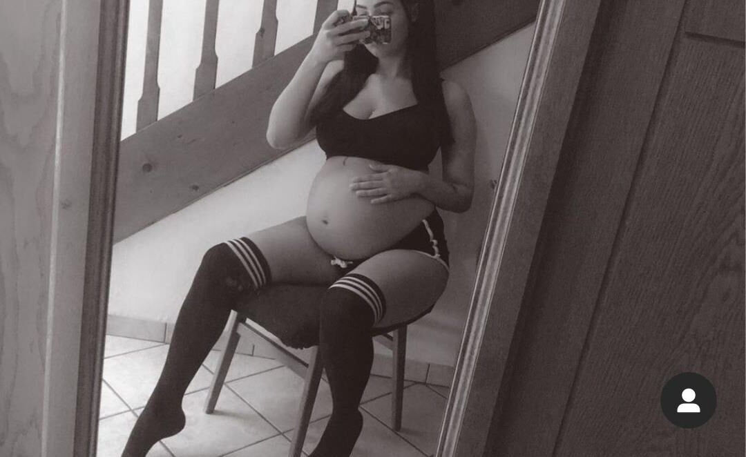 Pregnant teen 29