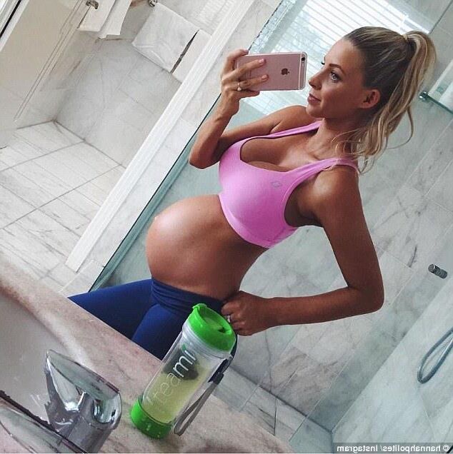 Preggo - Hannah Polites