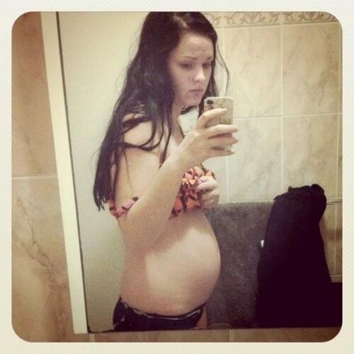 pregnant teen