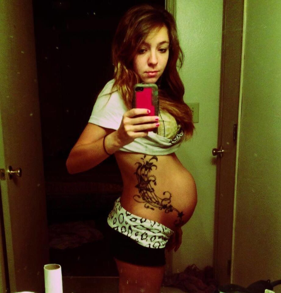 Random Sexy Preggo