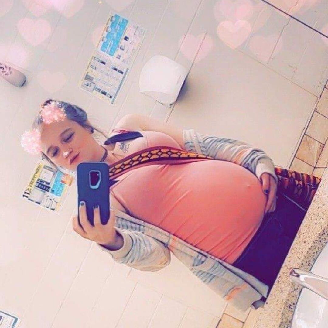 Pregnant teen 17