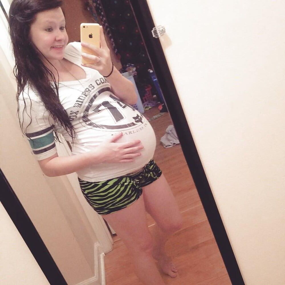 Hot Pregnant Teen