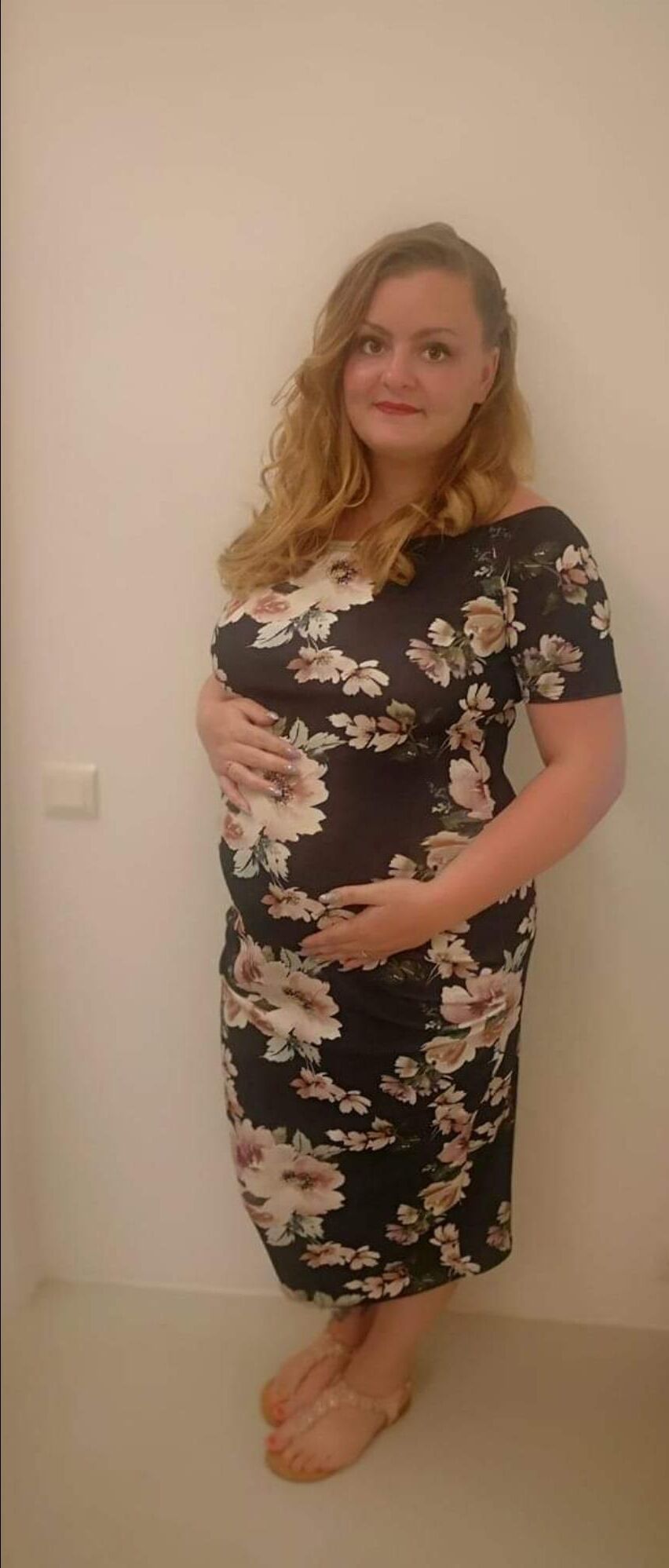 Pregnant Woman 14