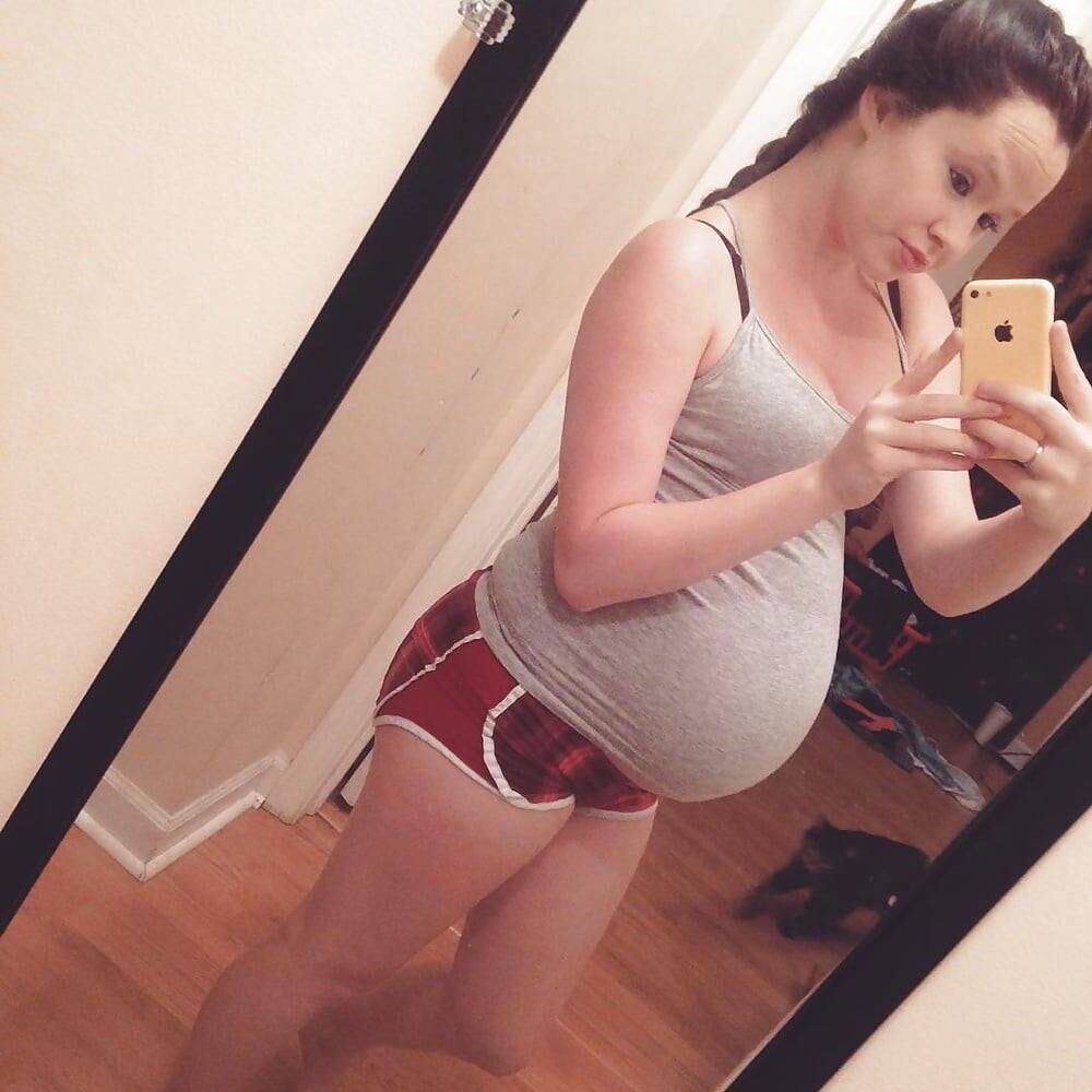 Hot Pregnant Teen