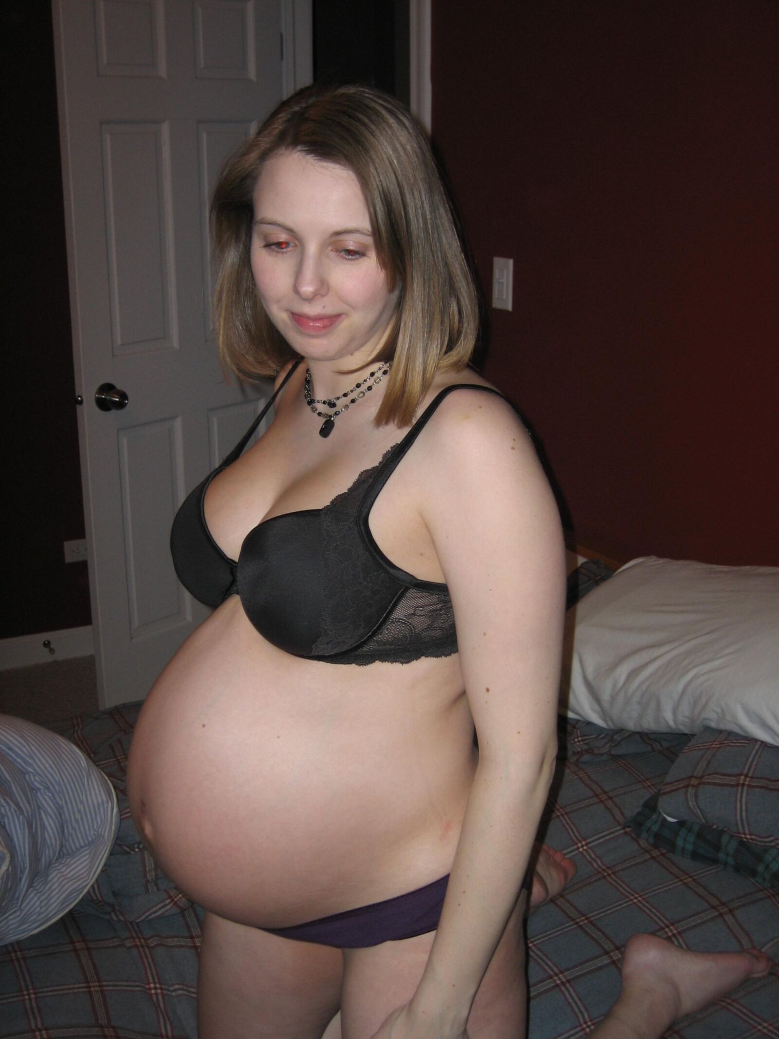 Jolie blonde enceinte