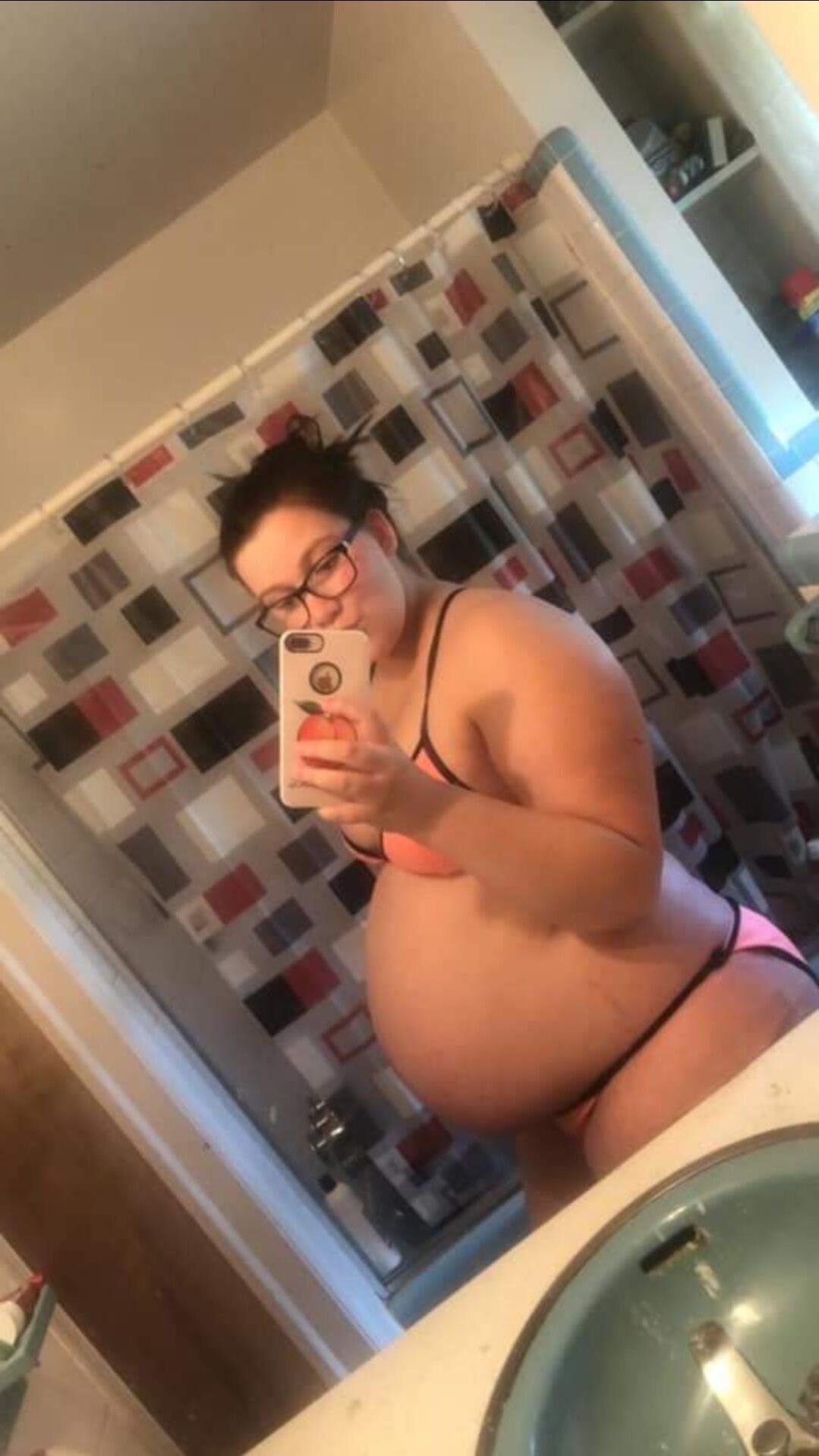 Pregnant bbw teen