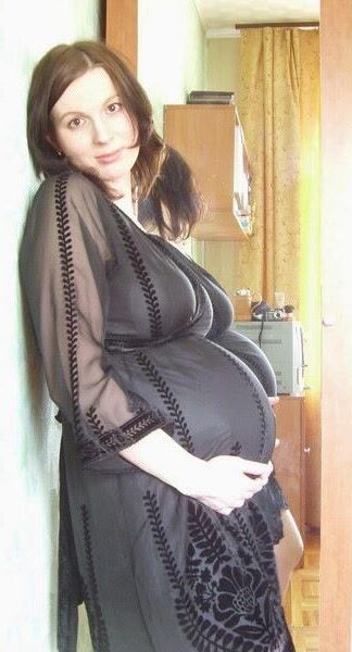 Pregnant in pantyhose 2