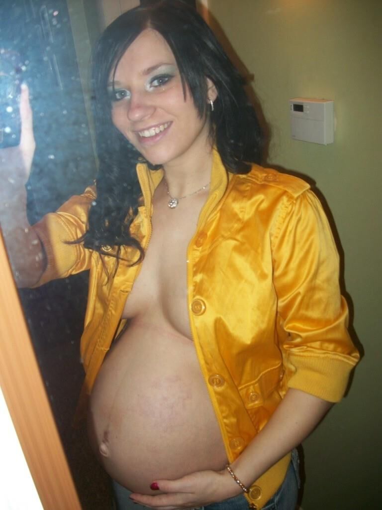 Pregnant girl 008