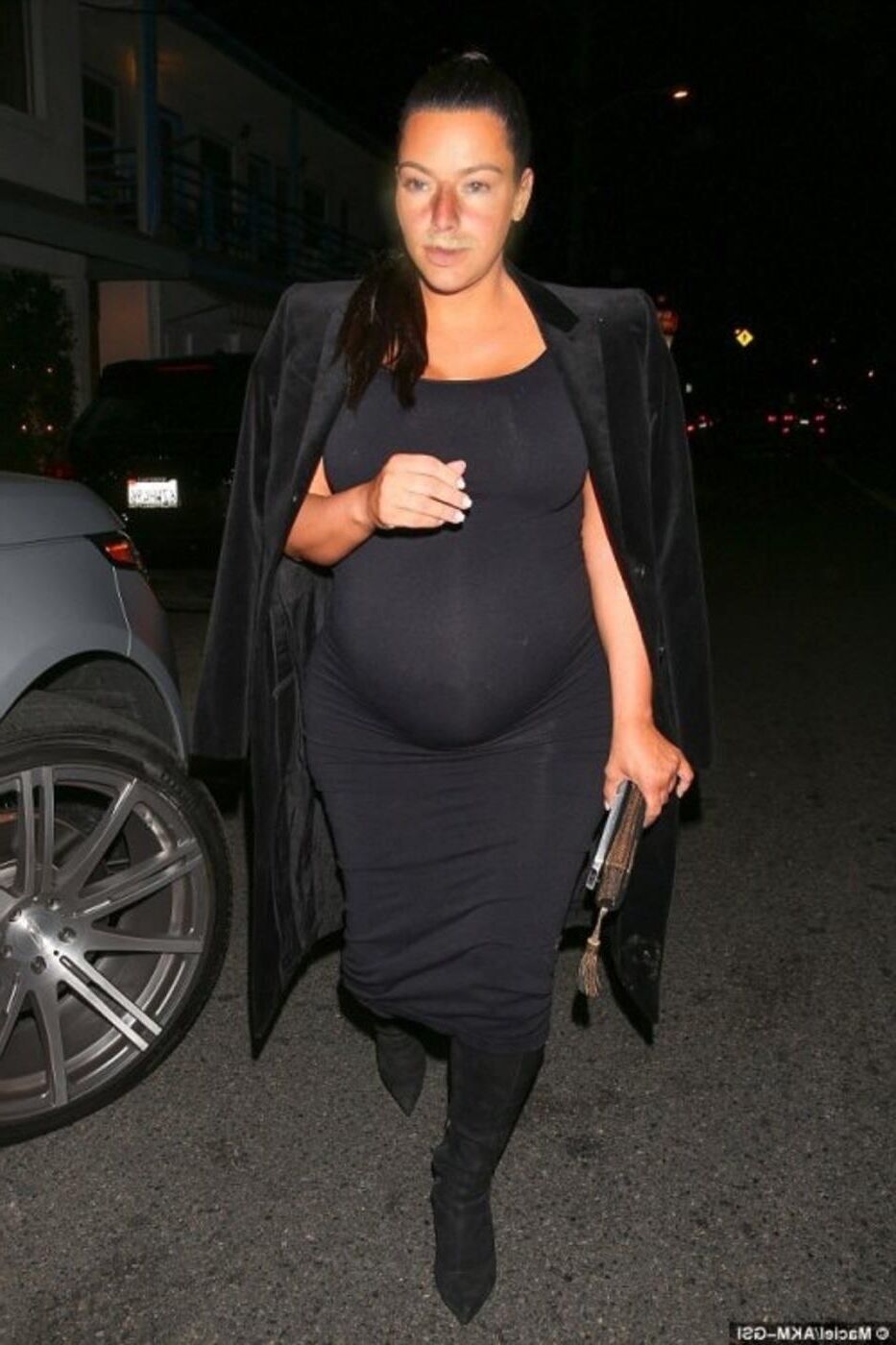 Sexy Pregnant ???? Shemale Marisa Kardashian 