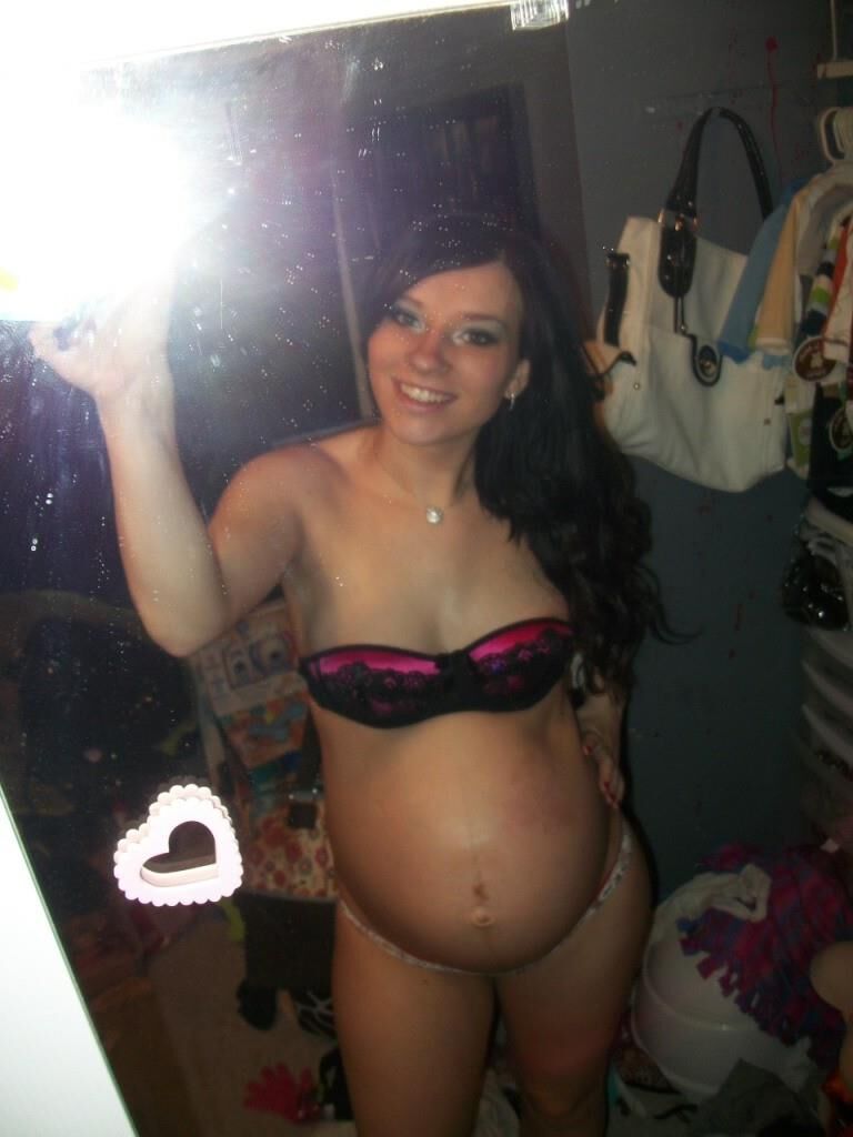 Pregnant girl 008