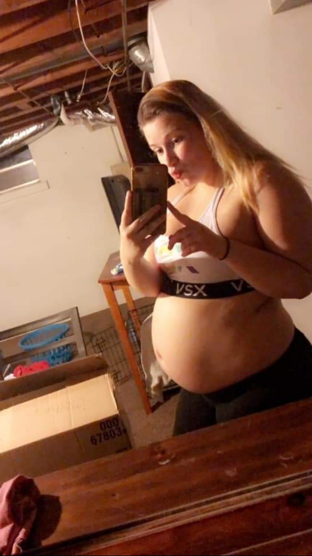 Pregnant bbw teen