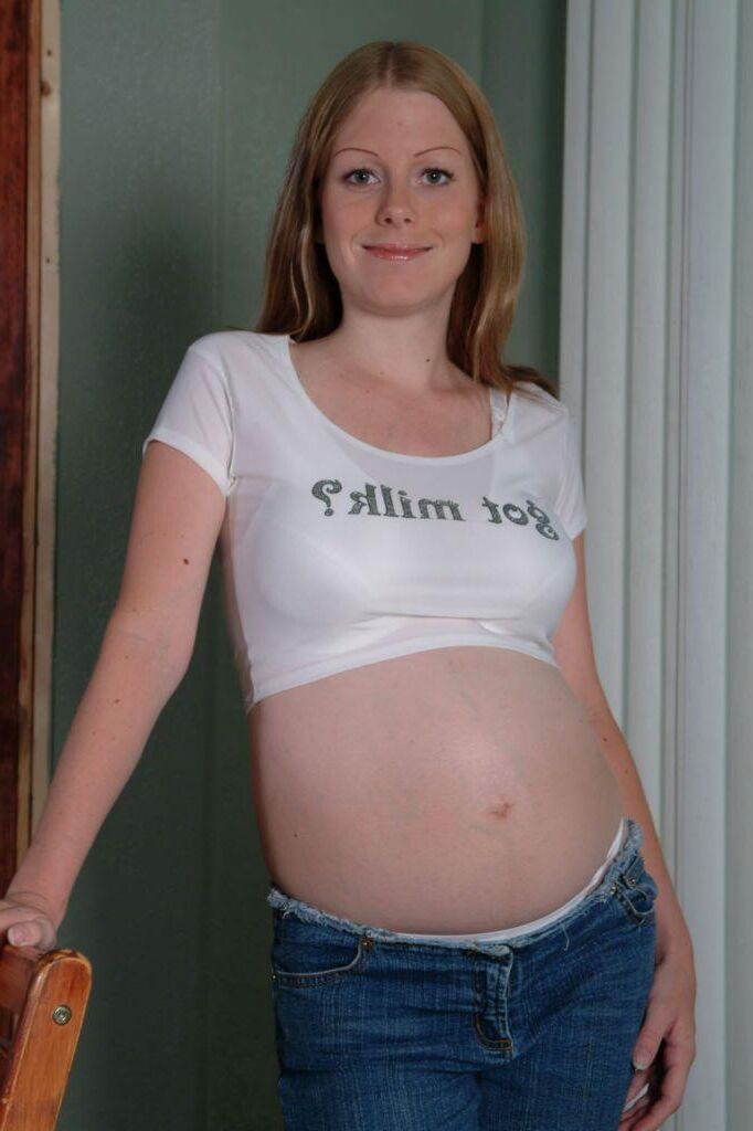 Hot pregnnt blonde