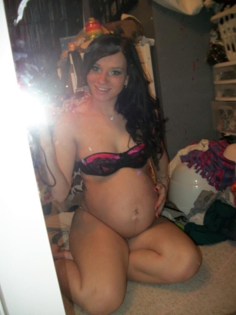 Pregnant girl 008