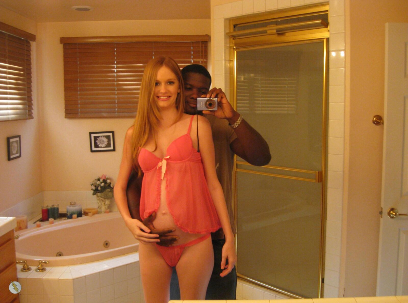 Pregnant Layla with black lover