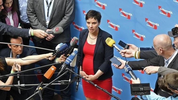 Frauke Petry german AFD pregnant