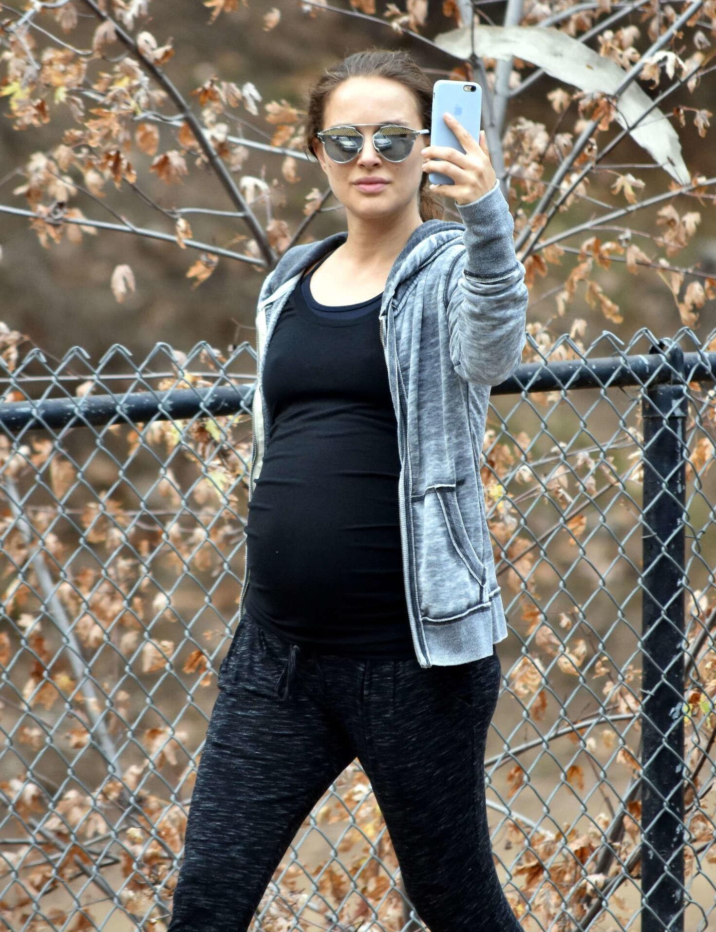 Natalie Portman Gallery 46  - Pregnant