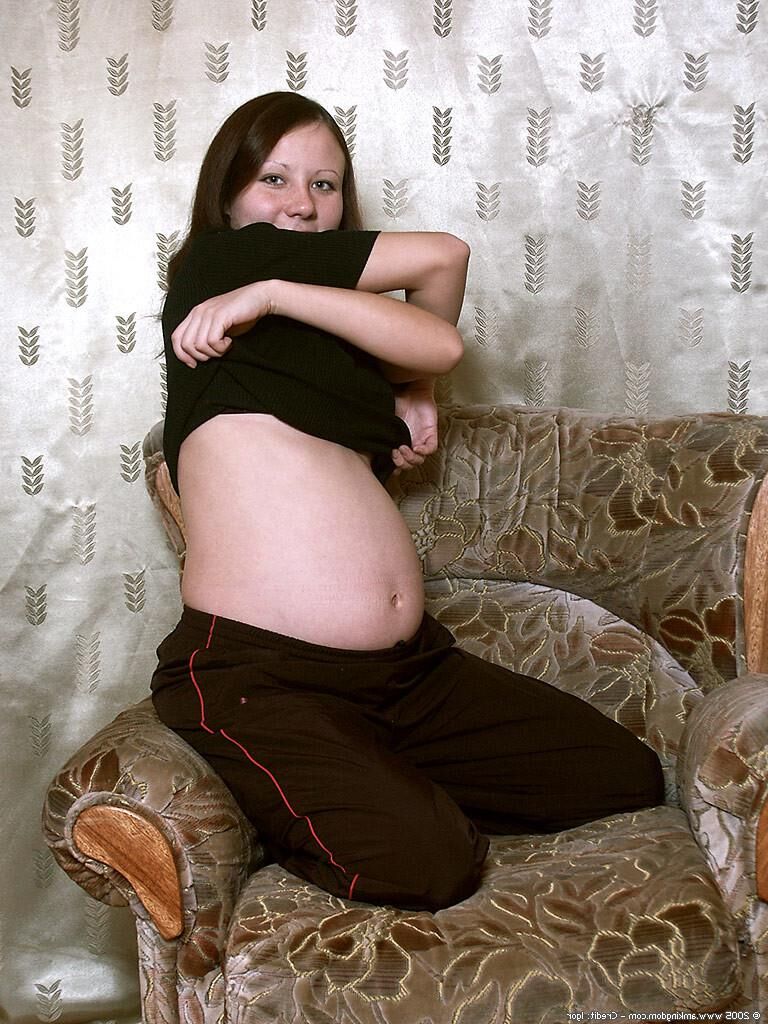 pregnant Dunja,Gallery 64a