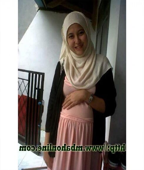 Tampilan Jilbab Hamil