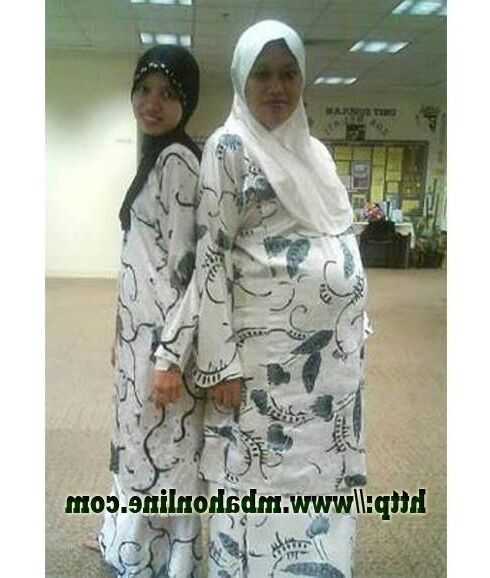 Temanku Jilbab Hamil