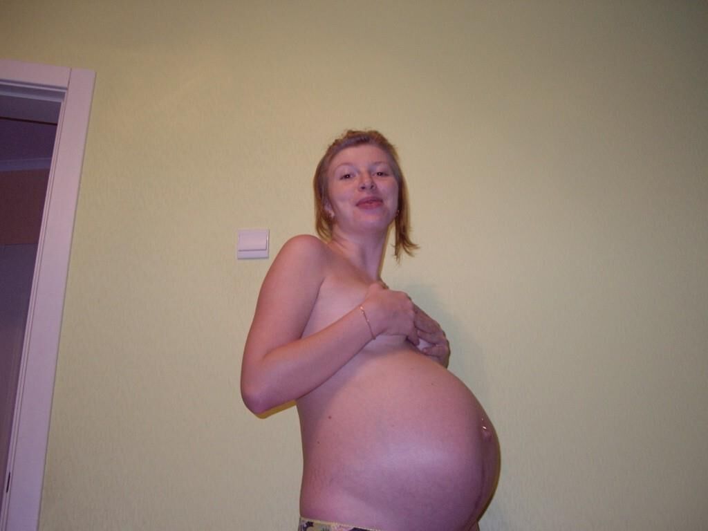 Pregnant Polina