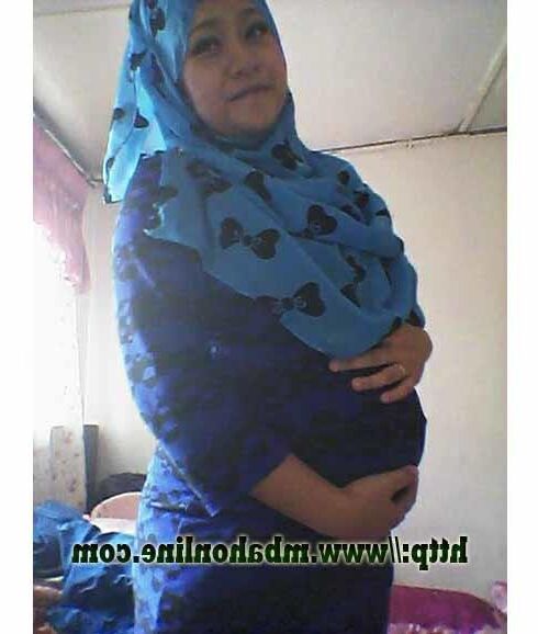 Mom Jilbab Hamil