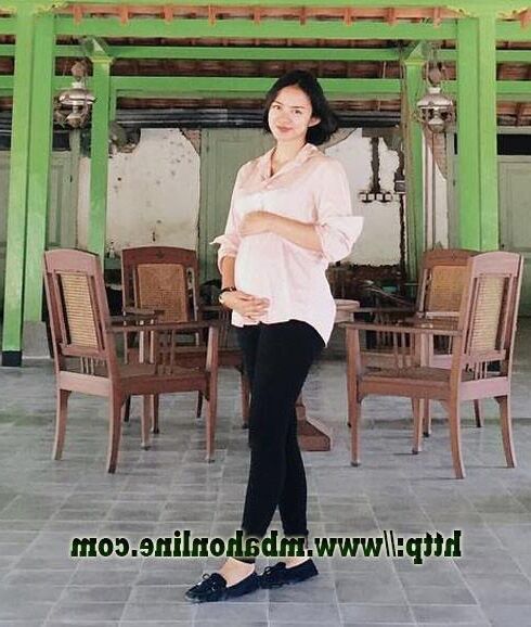 Mom Pregnant Malaysian