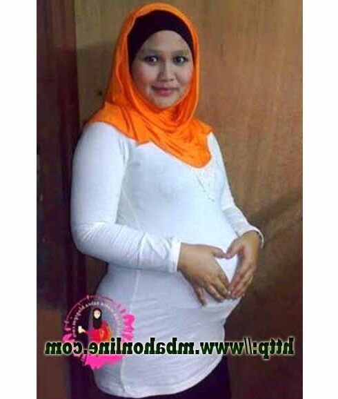 Mom Jilbab Hamil