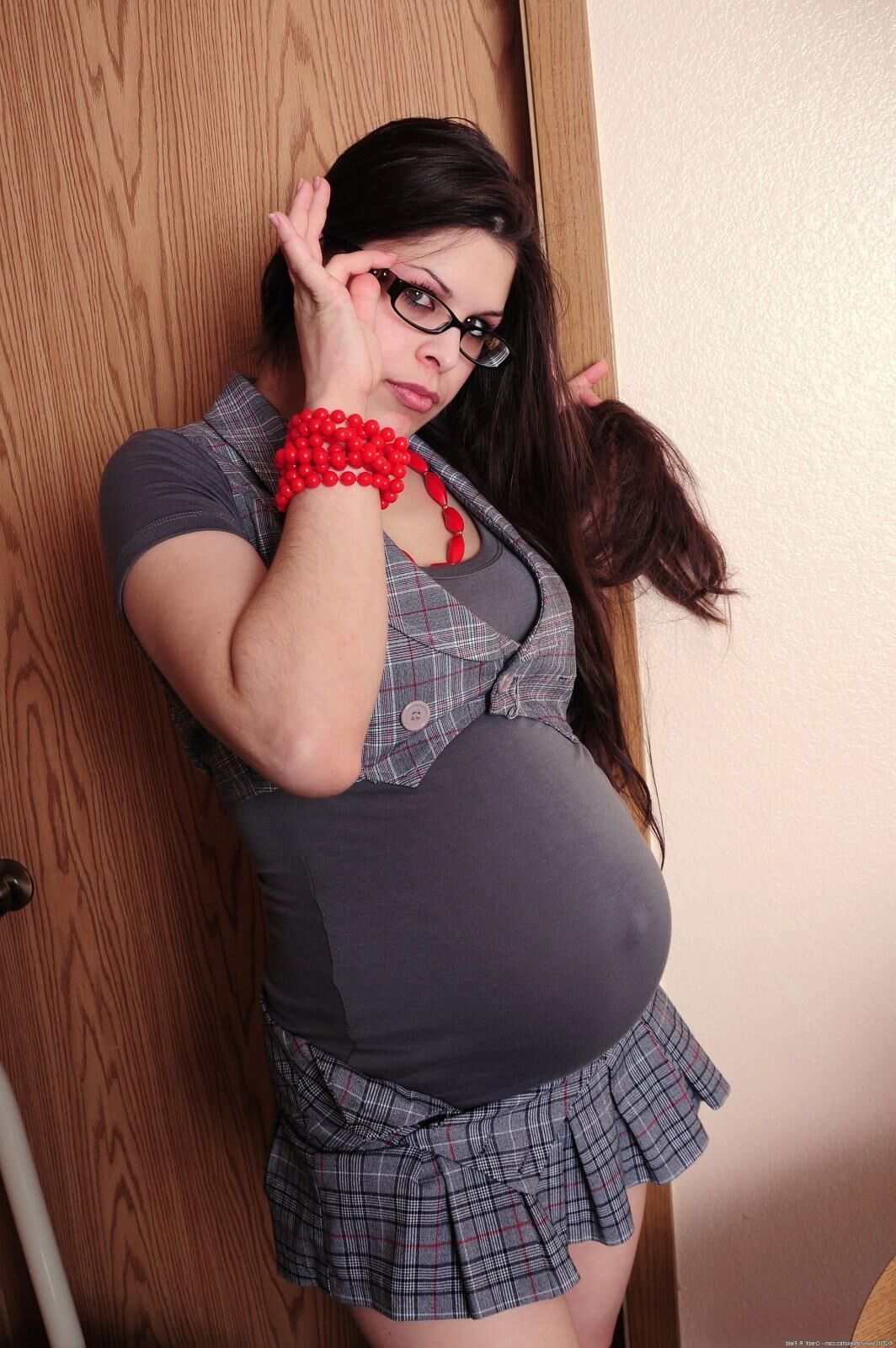 Christine Pregnant (232361)