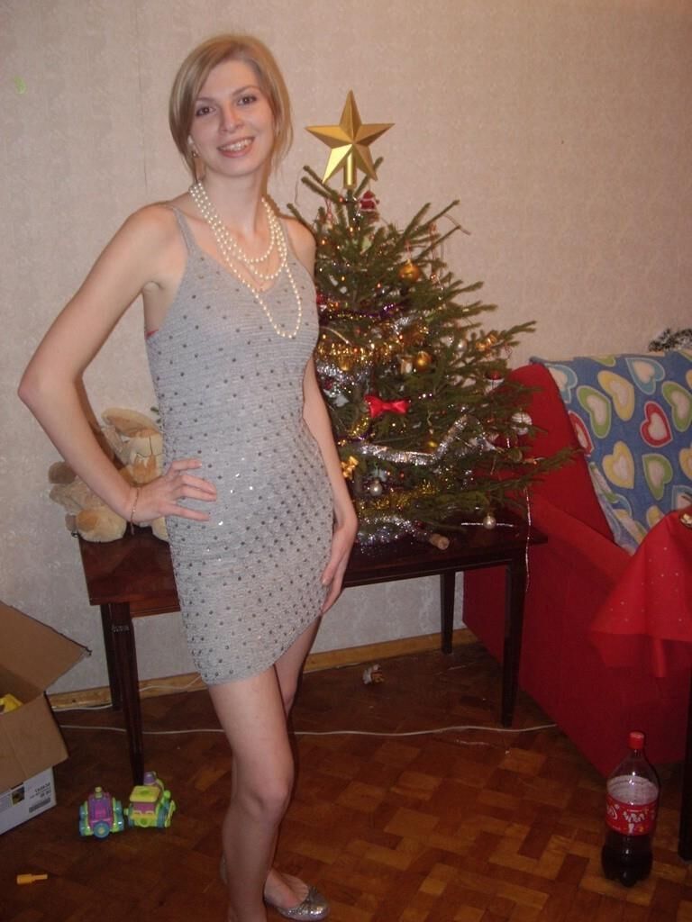 Pregnant Polina