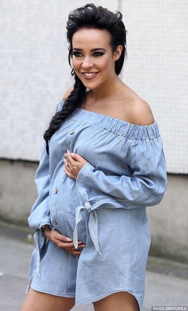 Stephanie Davis. Pregnant.