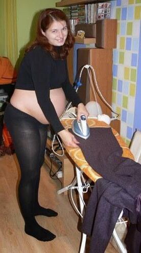 Pregnants in pantyhose