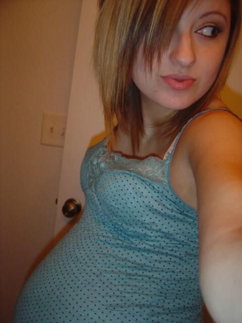 Pregnant girl 001