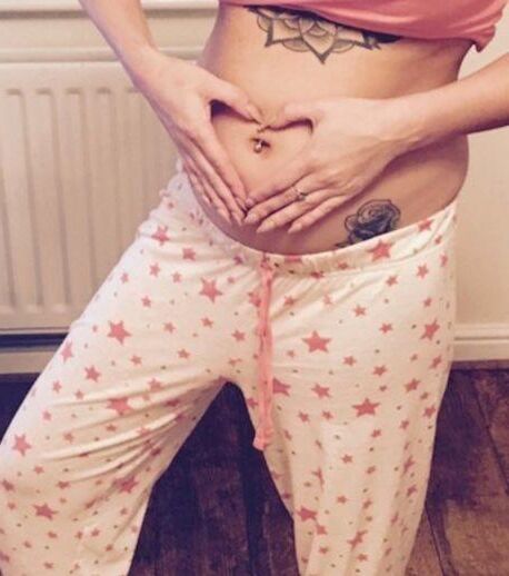 Stephanie Davis. Pregnant.