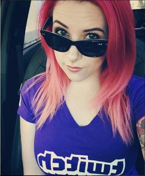 Lolrenaynay (twitch streamer)