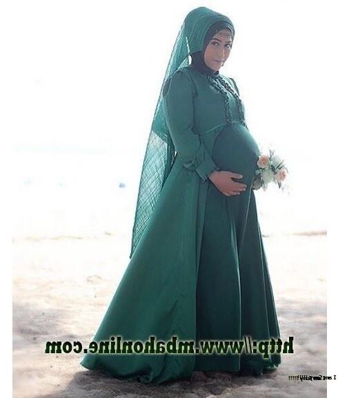 Mama Jilbab Hamil