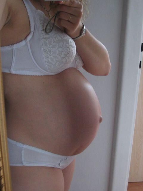 amateur pregnant moms