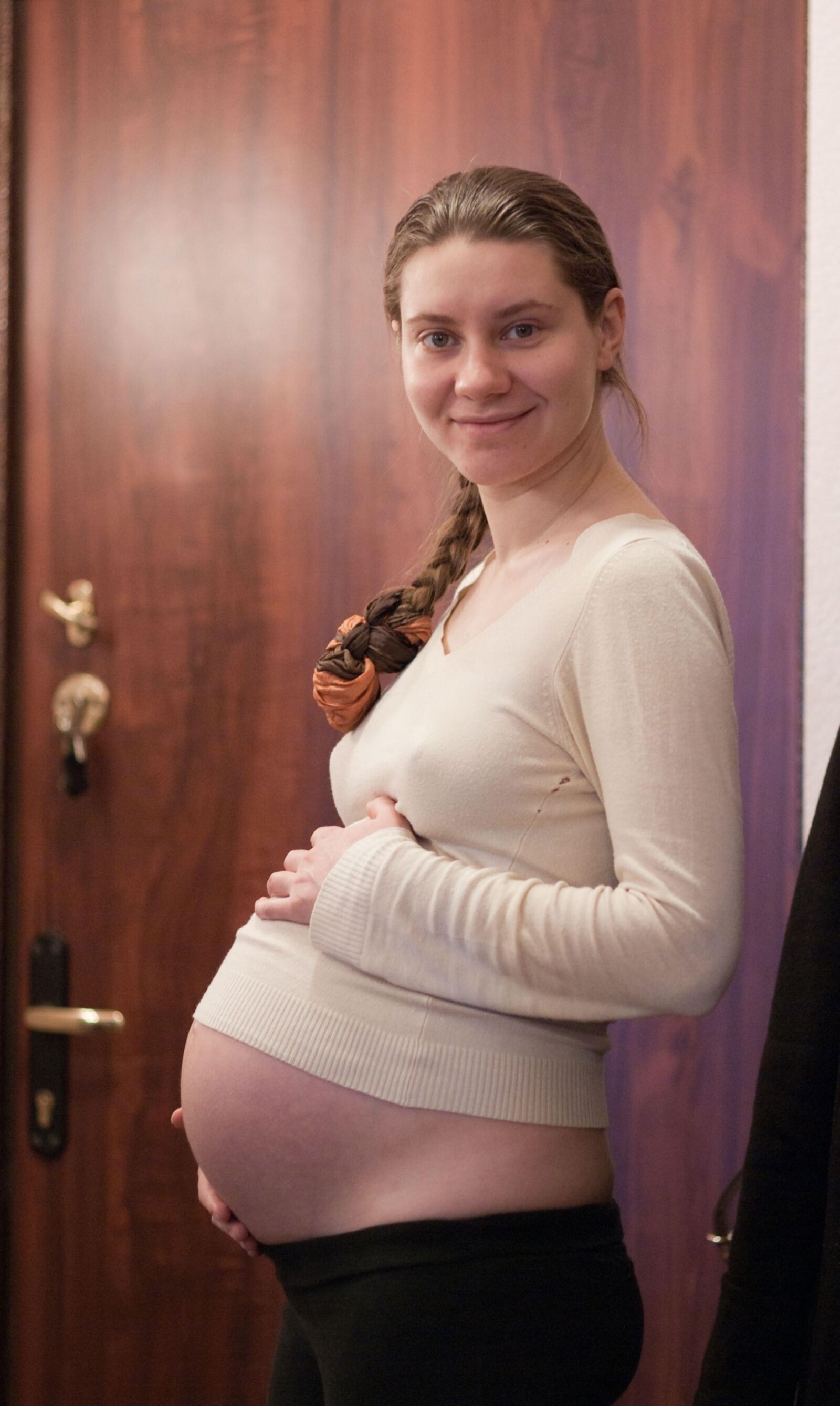 sweet pregnant teen