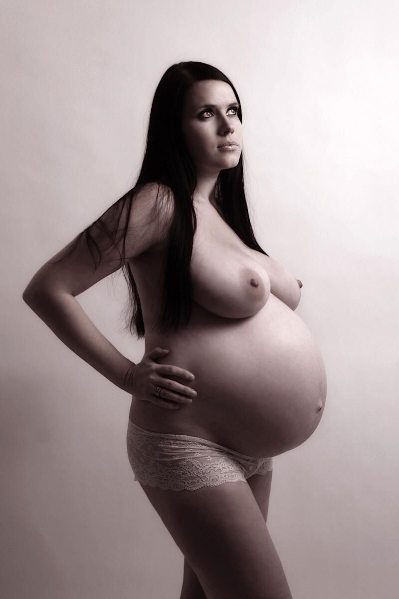 Pregnant Studio Nude Portraits