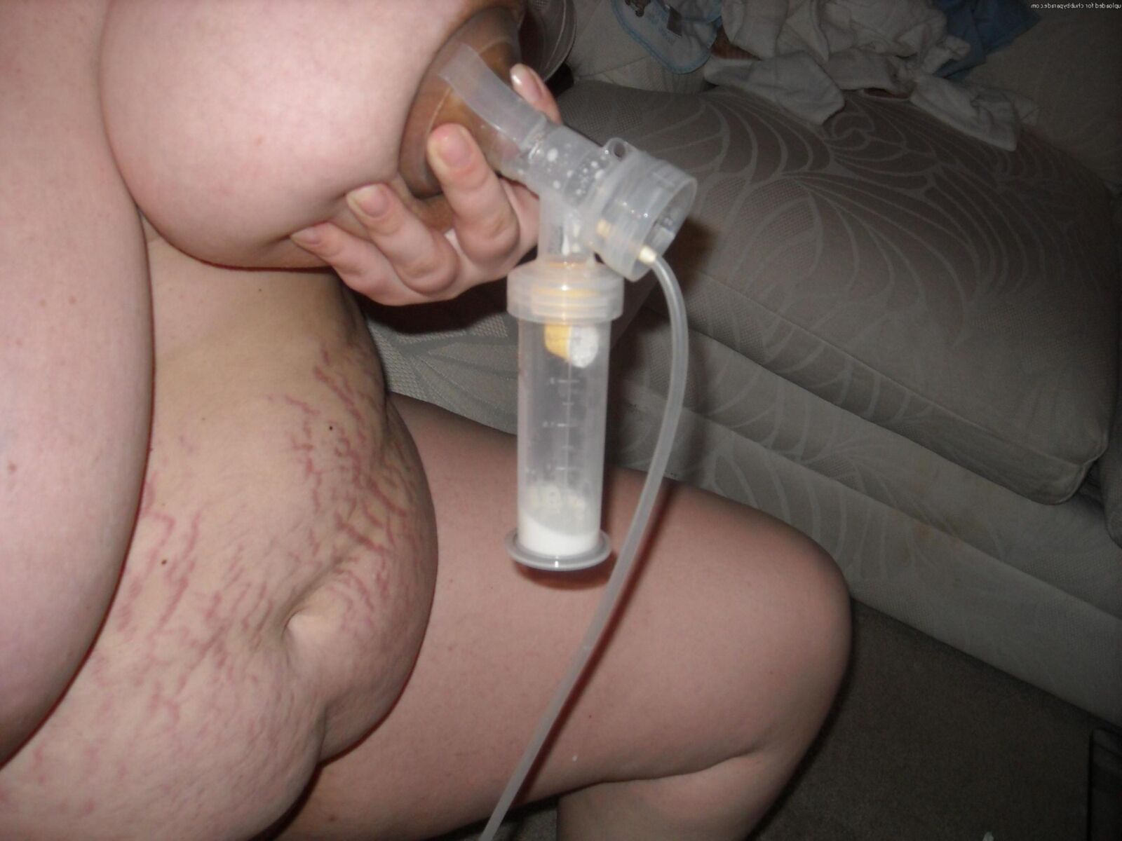 Breastpumping