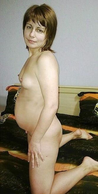 russian  pregnant redhead 