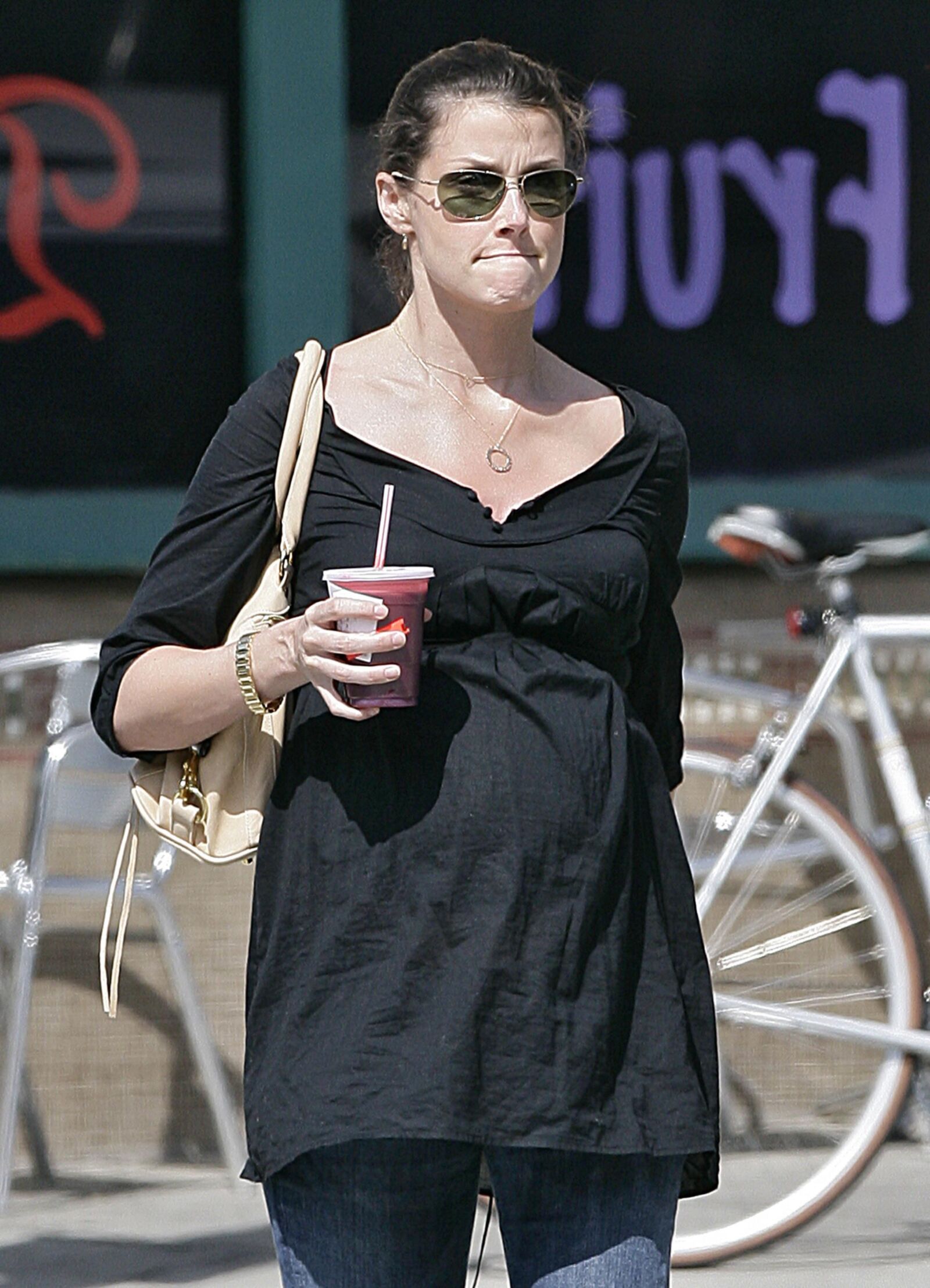 Pregnant Bridget Moynahan out and about