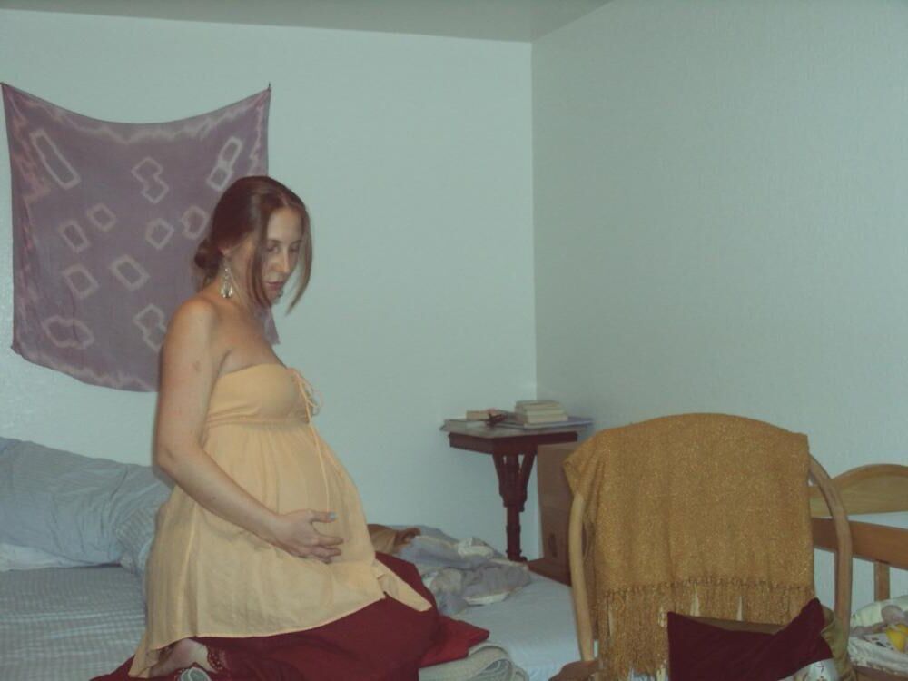 Pregnant girl , anno 2005