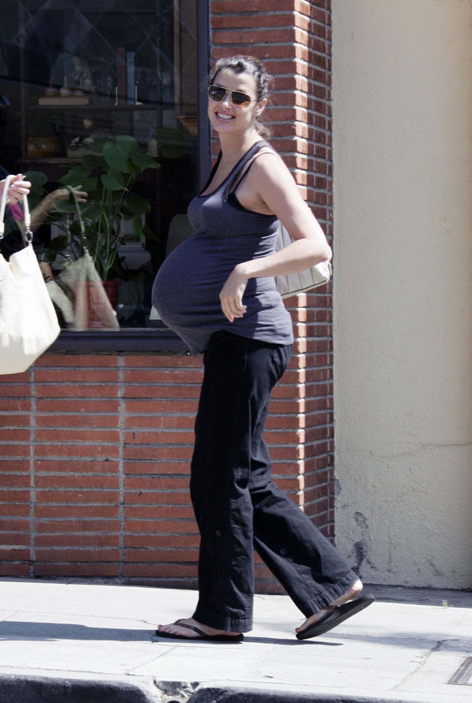 Pregnant Bridget Moynahan out and about