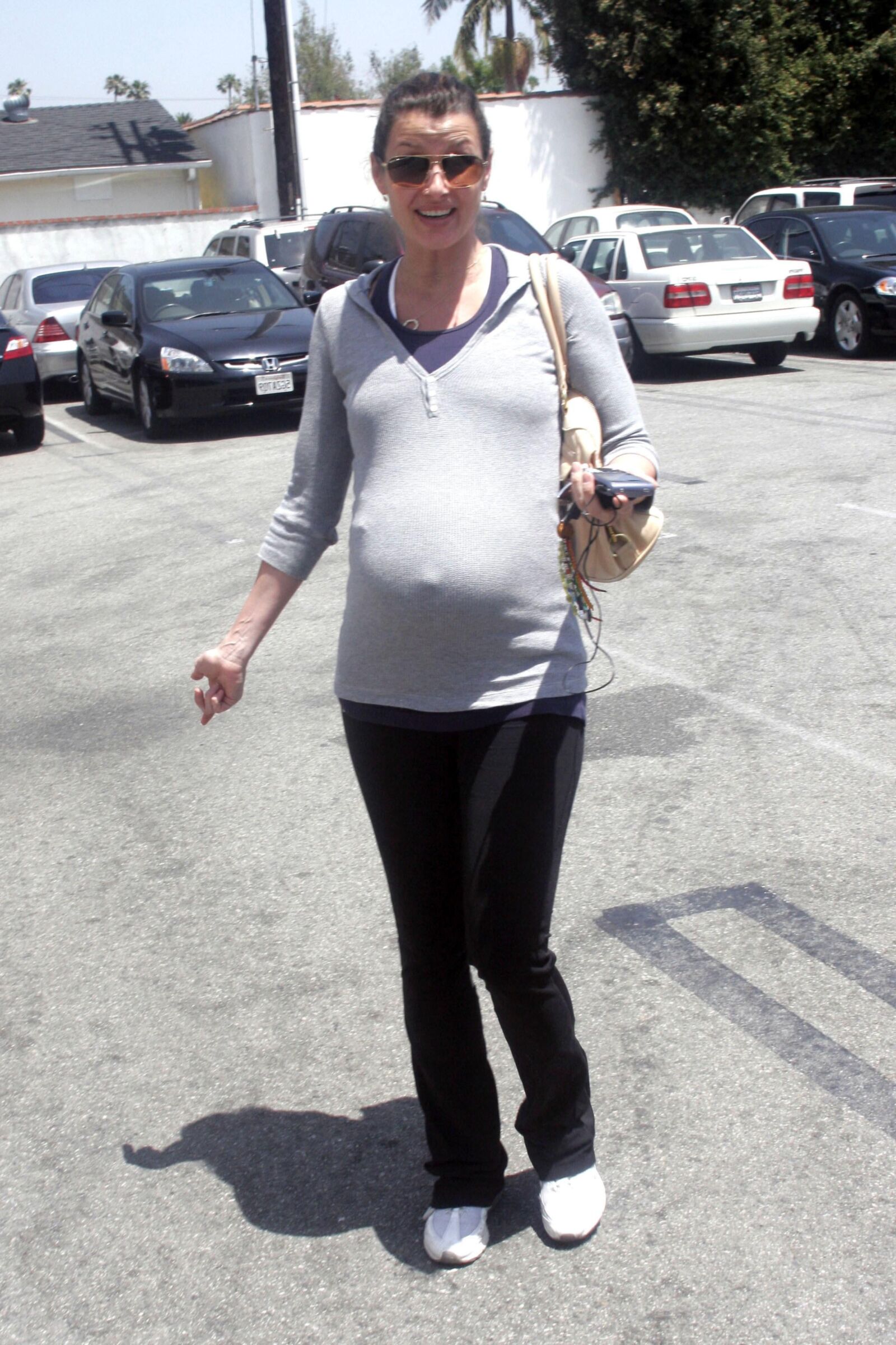 Pregnant Bridget Moynahan out and about